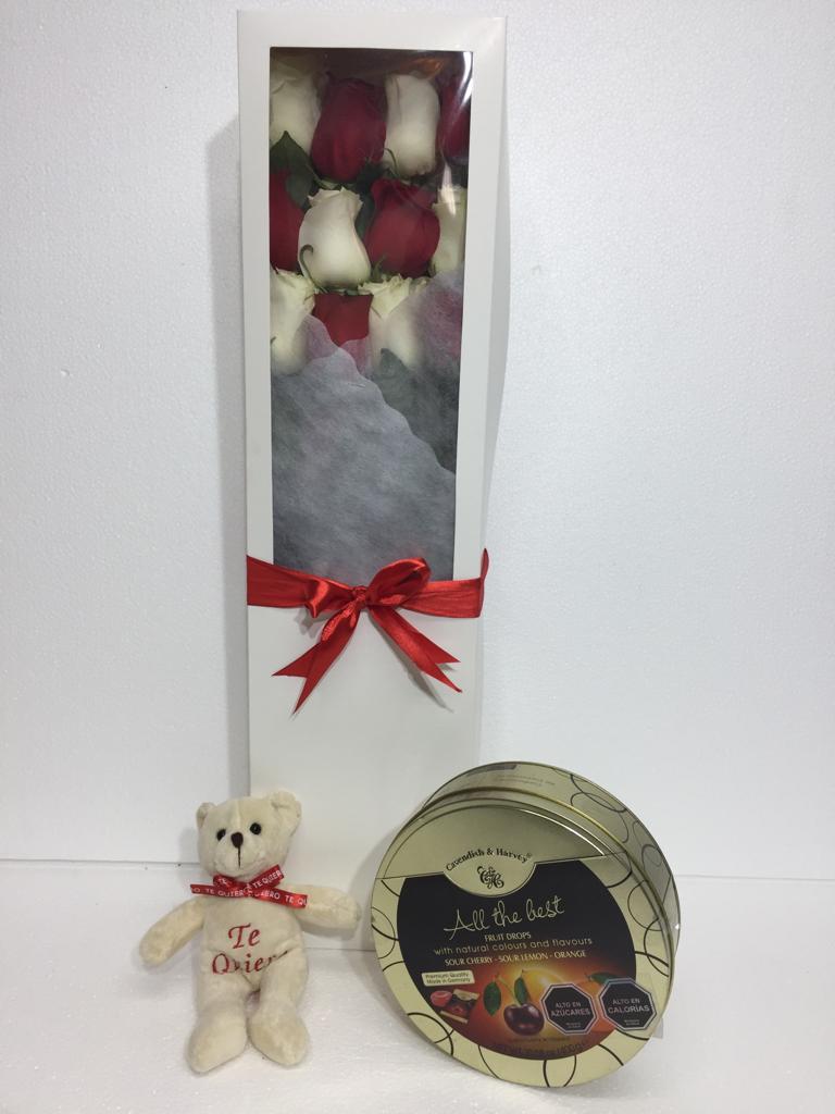 Caja con 12 Rosas ms Caramelos Mix de 400 Gramos y Peluche de 19 cm